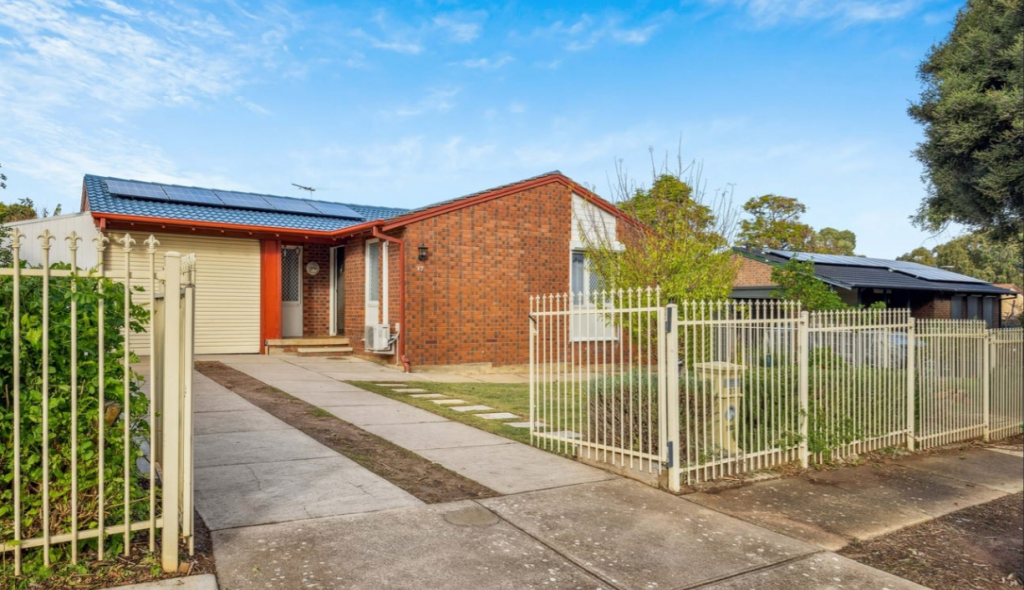 37 Fairview Gr, Hackham West, SA 5163