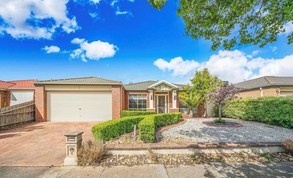 5 Parnell Ct, Cranbourne West, VIC 3977