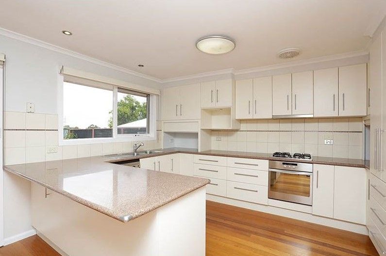 112 Mary Ave, Wheelers Hill, VIC 3150