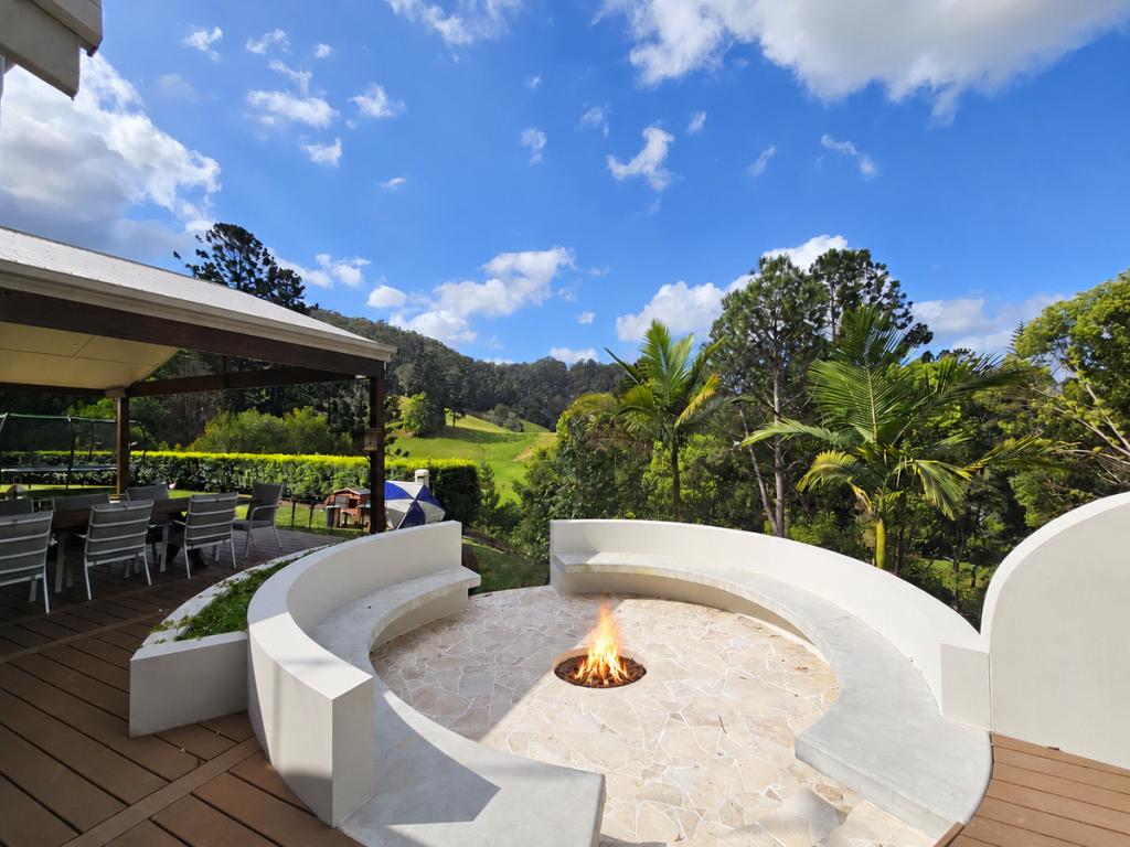 742 Currumbin Creek Rd, Currumbin Valley, QLD 4223