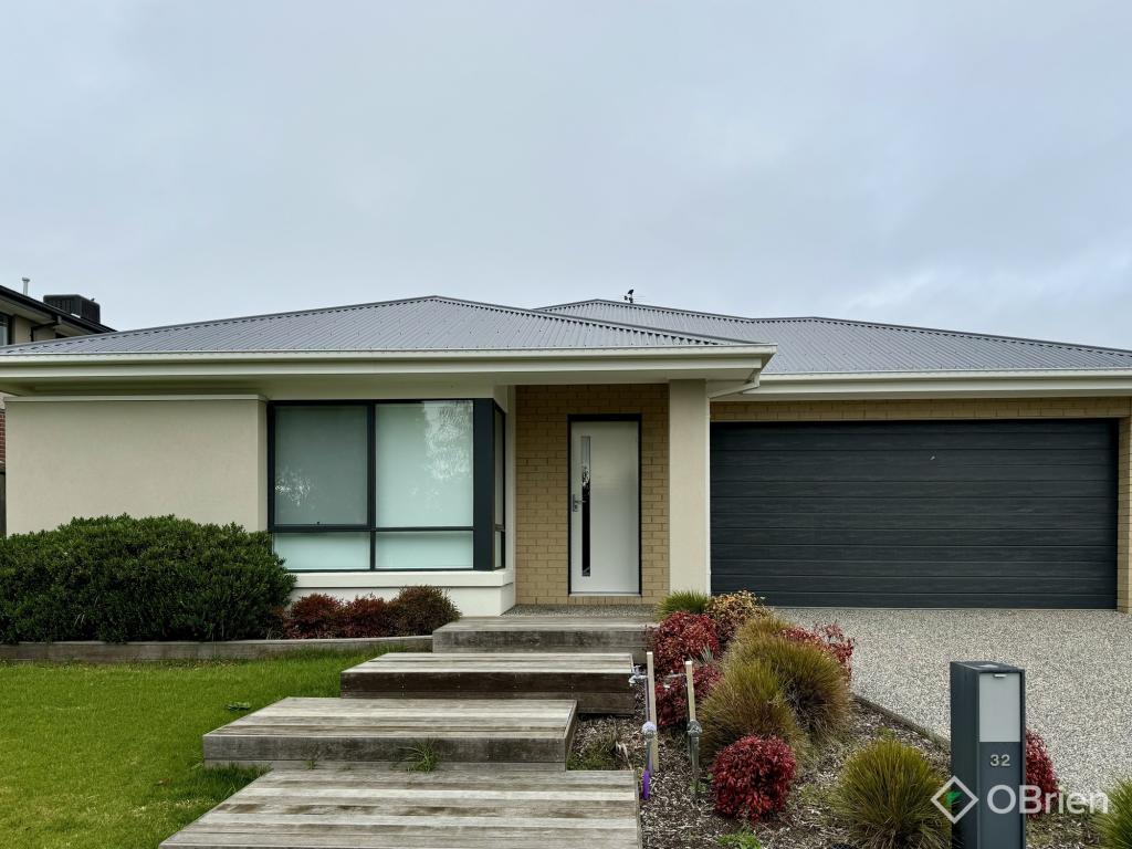 32 Bonette Cct, Narre Warren South, VIC 3805