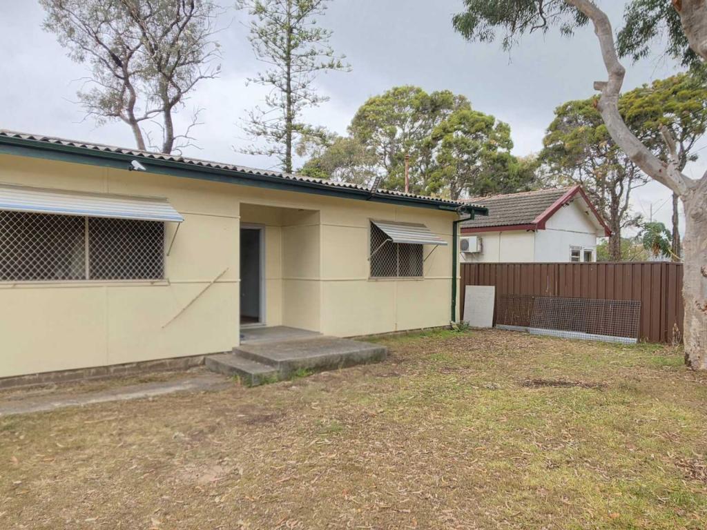 28 First Ave, Canley Vale, NSW 2166