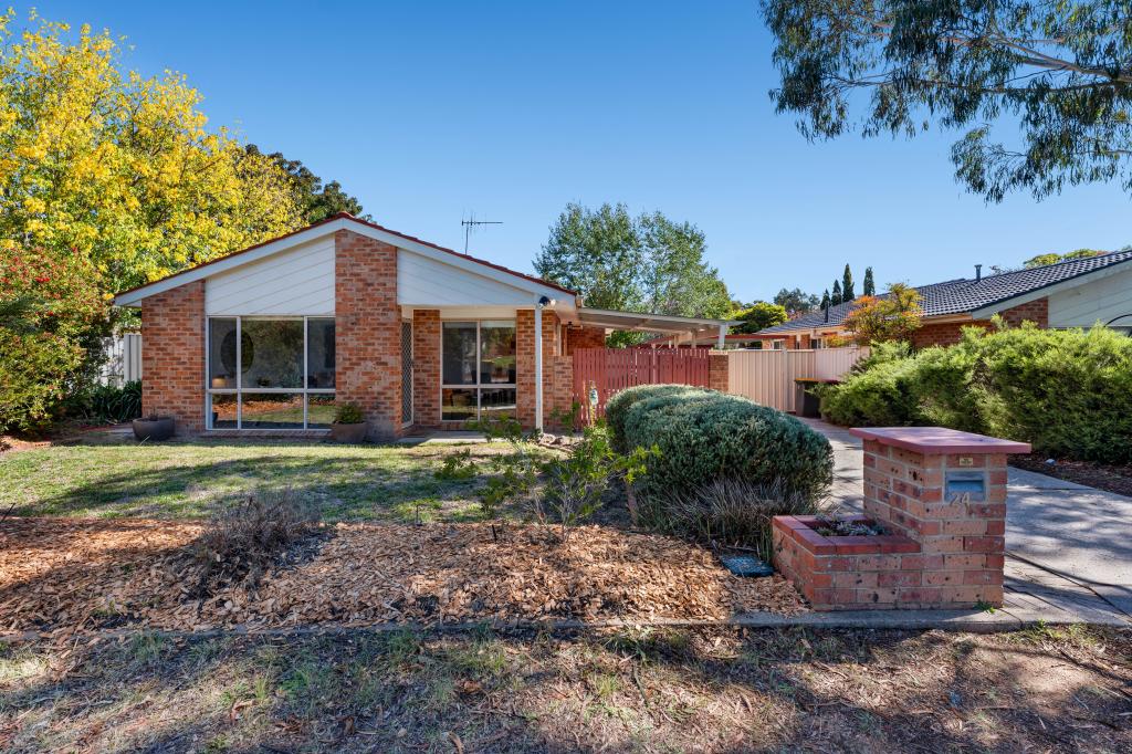 24 Fink Cres, Calwell, ACT 2905