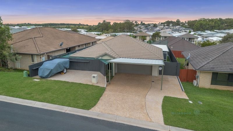 24 Apache St, Dakabin, QLD 4503