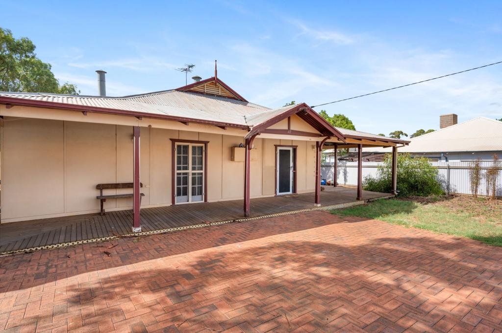 47 Ward St, Lamington, WA 6430