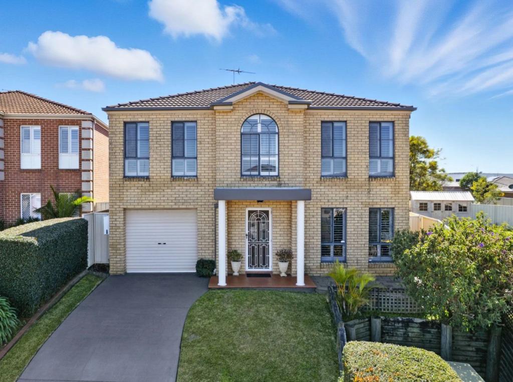 53b Baynton Pl, St Helens Park, NSW 2560