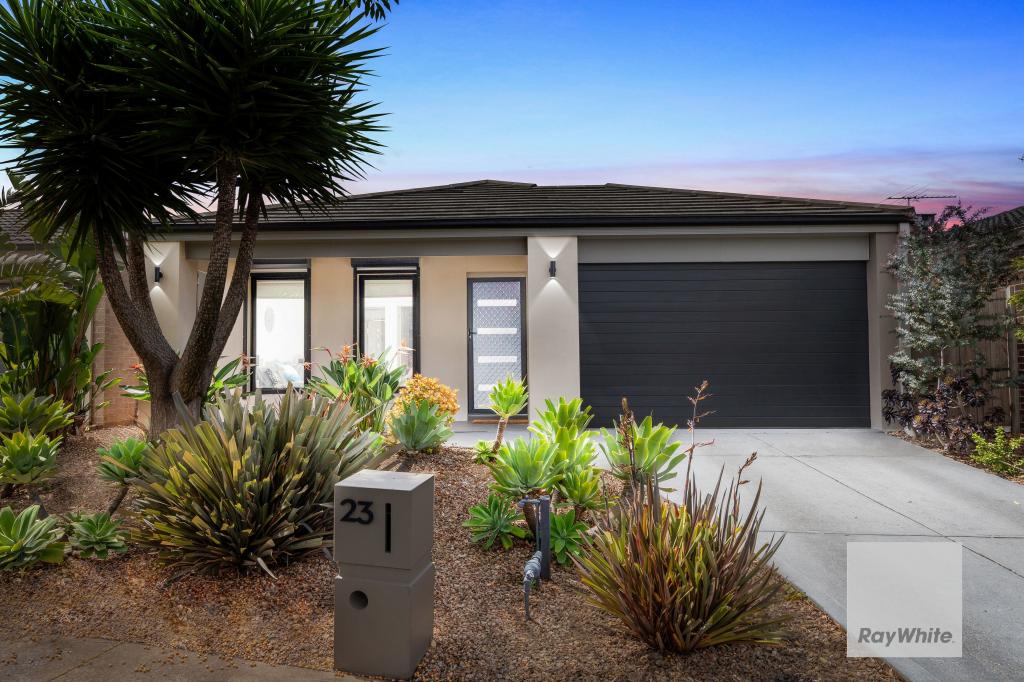 23 Old Course Cres, Deer Park, VIC 3023