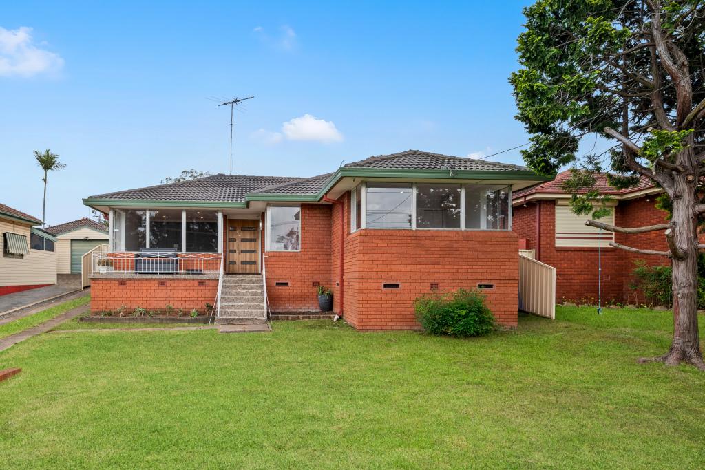 77 St Johns Rd, Bradbury, NSW 2560