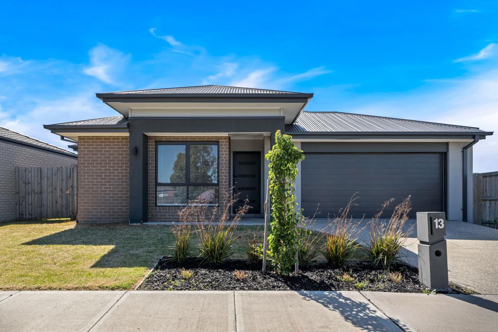 13 EMU DR, BEVERIDGE, VIC 3753