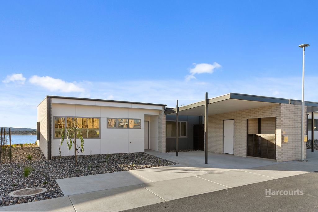 18/1b Bournville Cres, Claremont, TAS 7011
