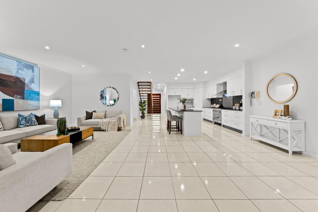 22 Jocelyn Pl, Mount Gravatt East, QLD 4122