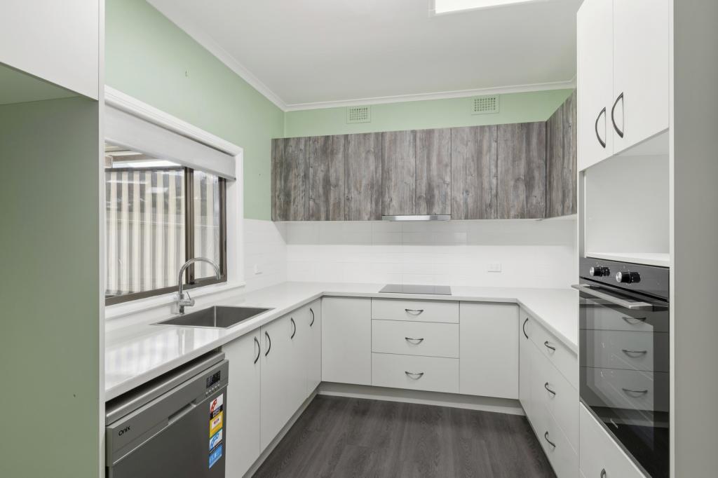 14 Bloomfield Ave, Corrimal, NSW 2518