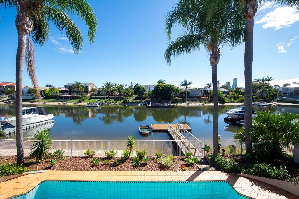 5 Drayton Tce, Mermaid Waters, QLD 4218
