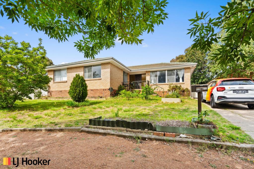 57 Mockridge Cres, Holt, ACT 2615