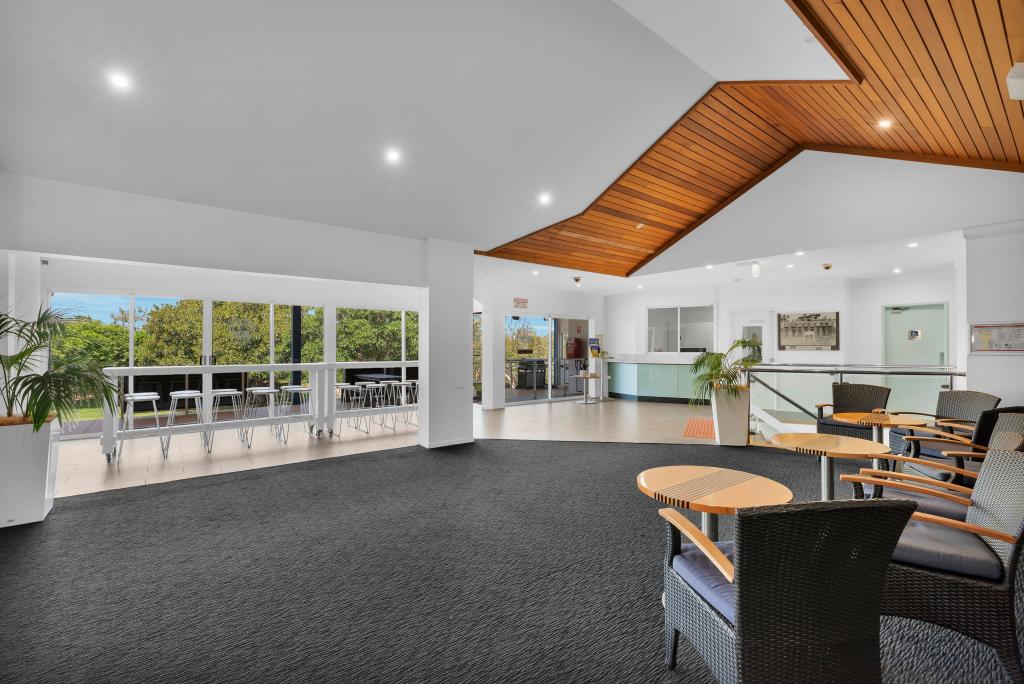 11 Kingfisher Dr, Peregian Beach, QLD 4573