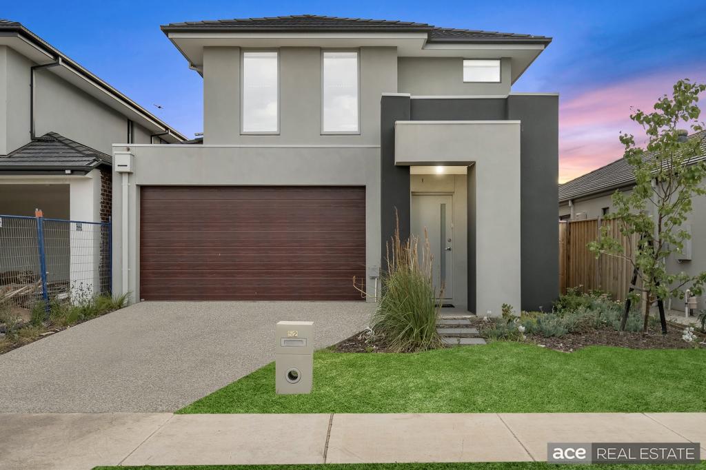 52 Abbotswick Cct, Williams Landing, VIC 3027