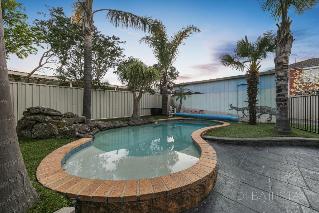 11 Gardenia Cl, Craigieburn, VIC 3064