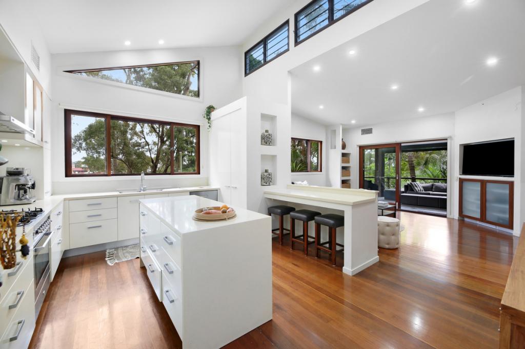 186 West Burleigh Rd, Burleigh Heads, QLD 4220