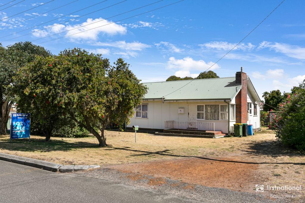 16 Minor Rd, Orana, WA 6330