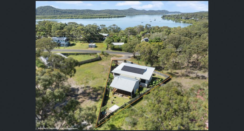 7 JAMES ST, RUSSELL ISLAND, QLD 4184