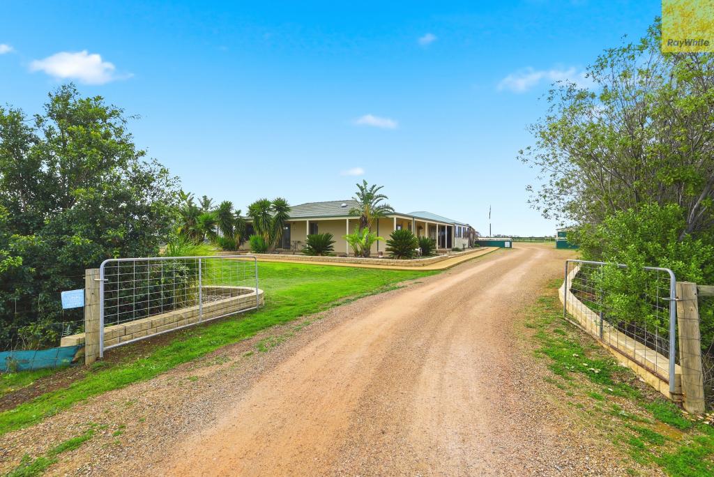 140 Flanagans Dr, Merrimu, VIC 3340