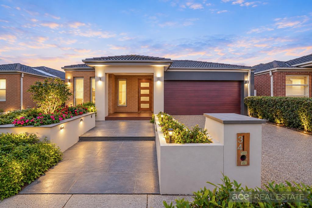 34 WHITECAPS AVE, POINT COOK, VIC 3030