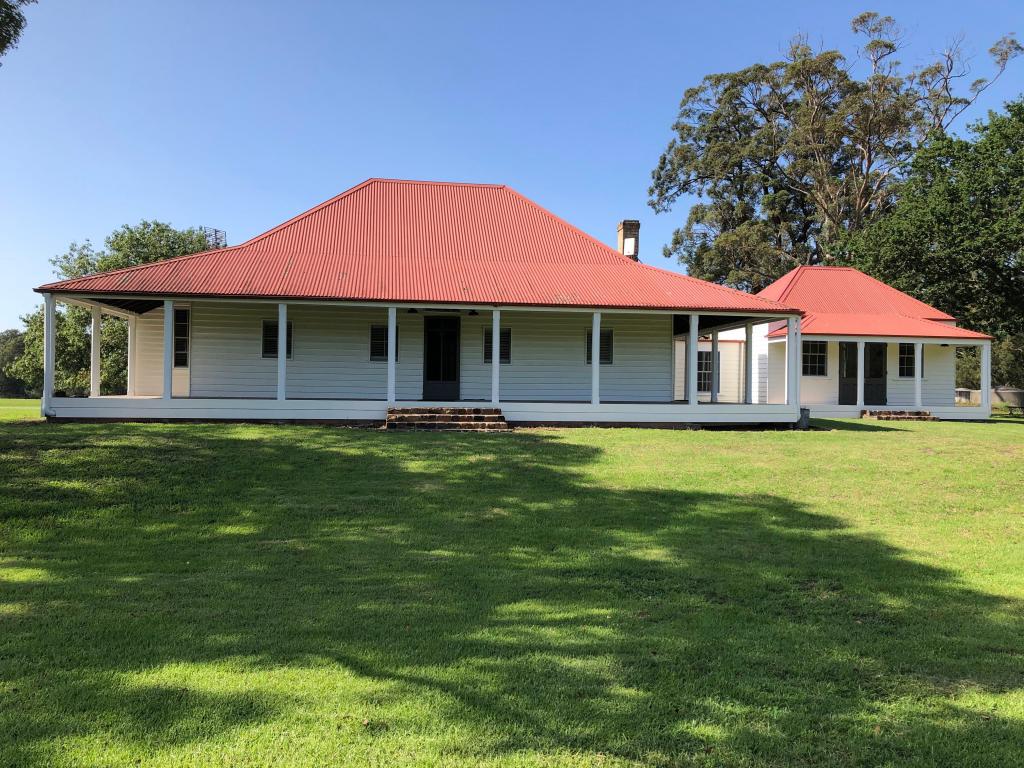 163 Foxground Rd, Foxground, NSW 2534