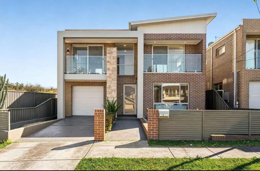 16 Alderney Rd, Merrylands, NSW 2160