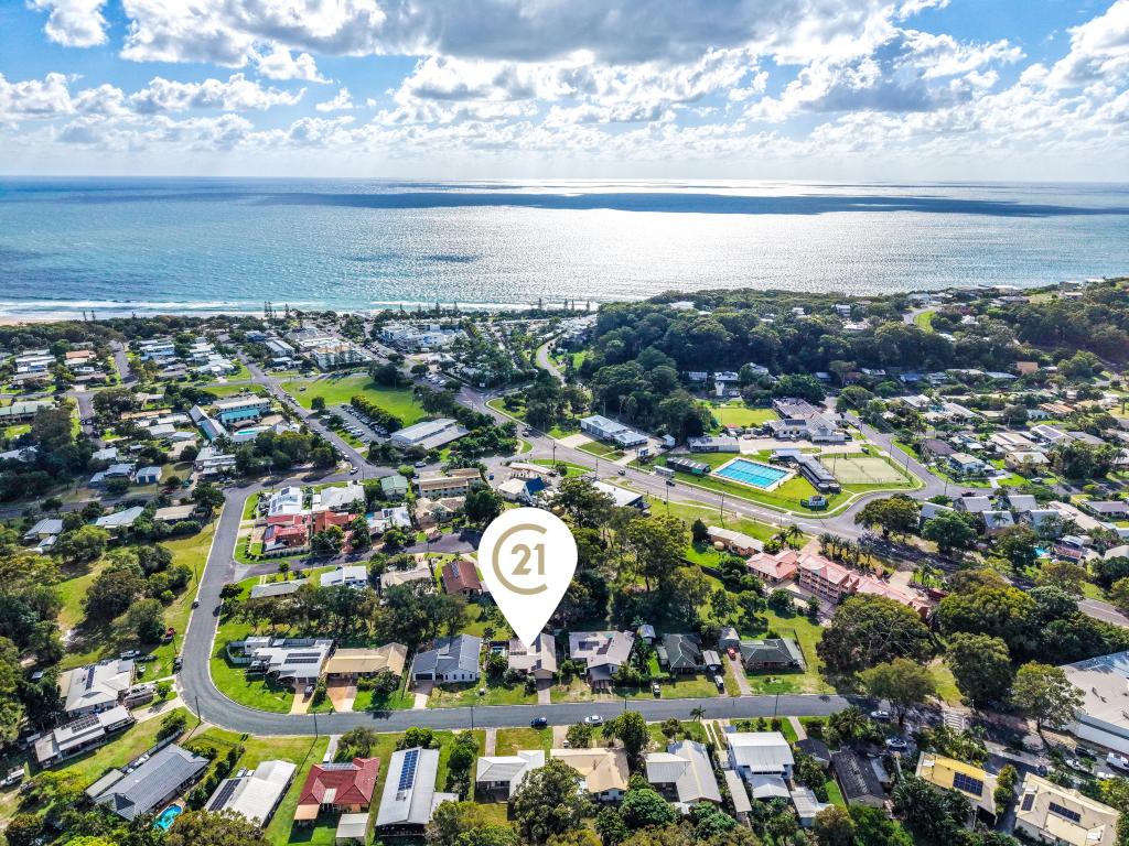 11 Kurana St, Rainbow Beach, QLD 4581