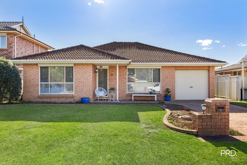 17 Vivaldi Cres, Claremont Meadows, NSW 2747