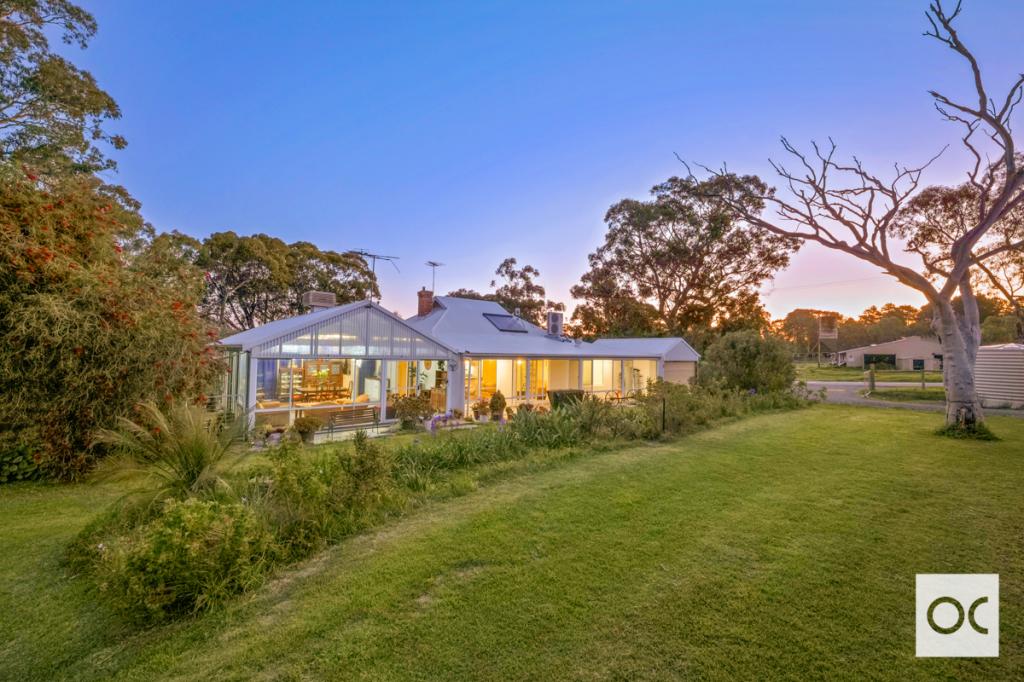 12 Blythmans Rd, Blewitt Springs, SA 5171