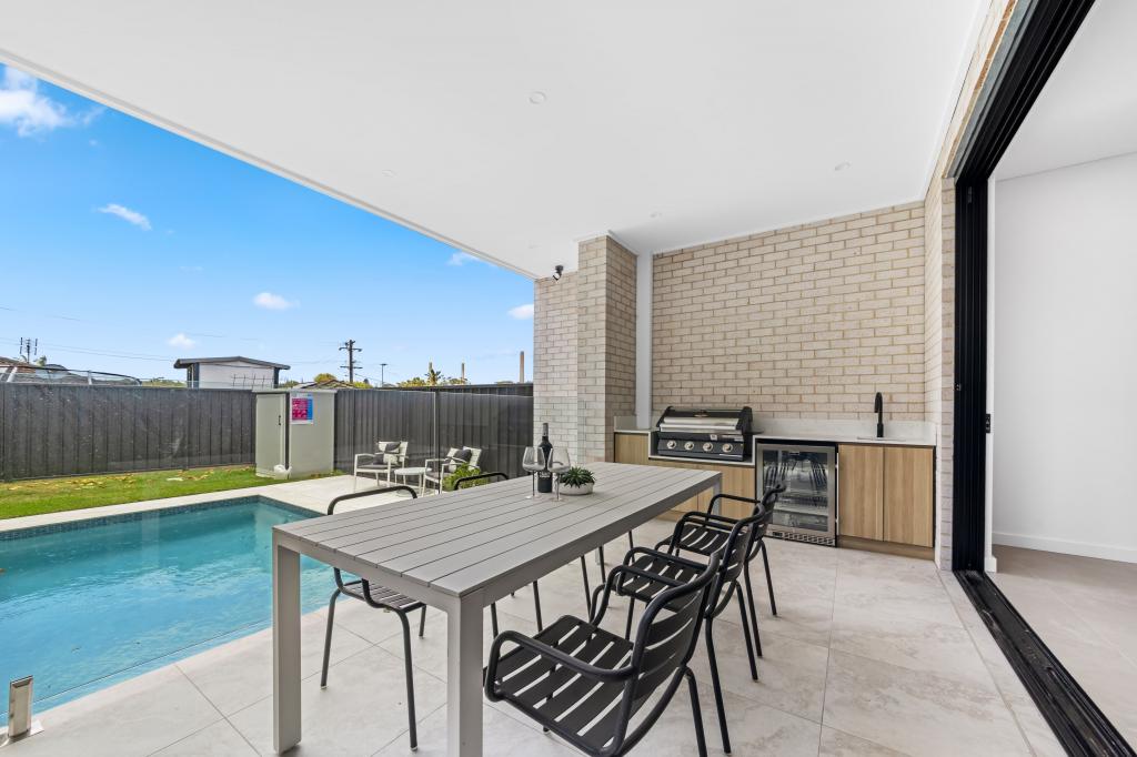 1b Monteray Ave, Mannering Park, NSW 2259