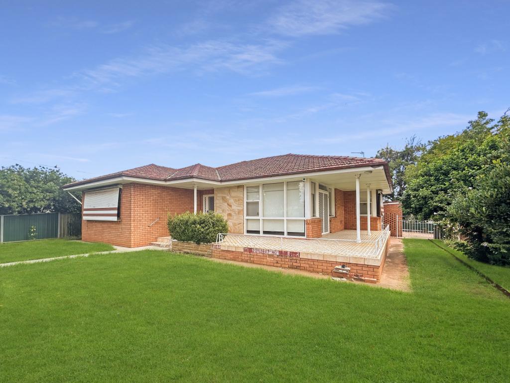 31 Lovett Ave, Dubbo, NSW 2830