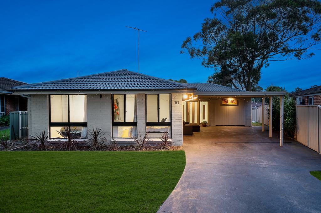 10 Carly Pl, Quakers Hill, NSW 2763