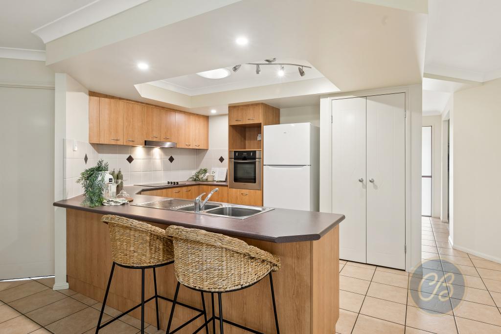18 Brigadoon Cres, Eatons Hill, QLD 4037