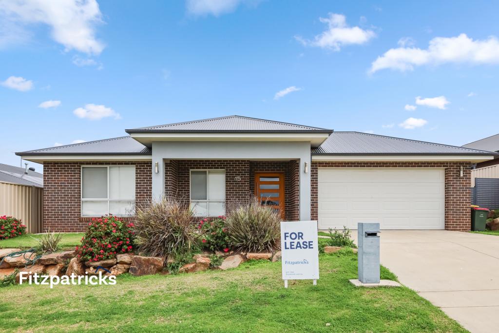 15 Mugga St, Gobbagombalin, NSW 2650
