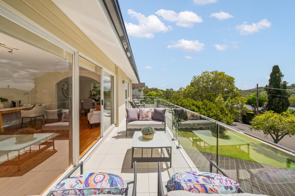 4 Hillside Ave, St Ives Chase, NSW 2075