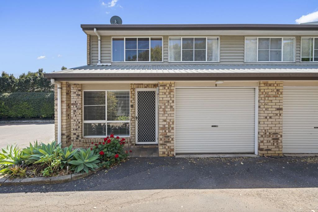 8/233 Hume St, South Toowoomba, QLD 4350