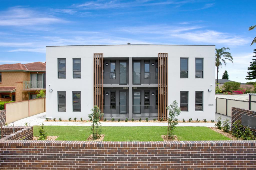 58 Benaroon Rd, Lakemba, NSW 2195