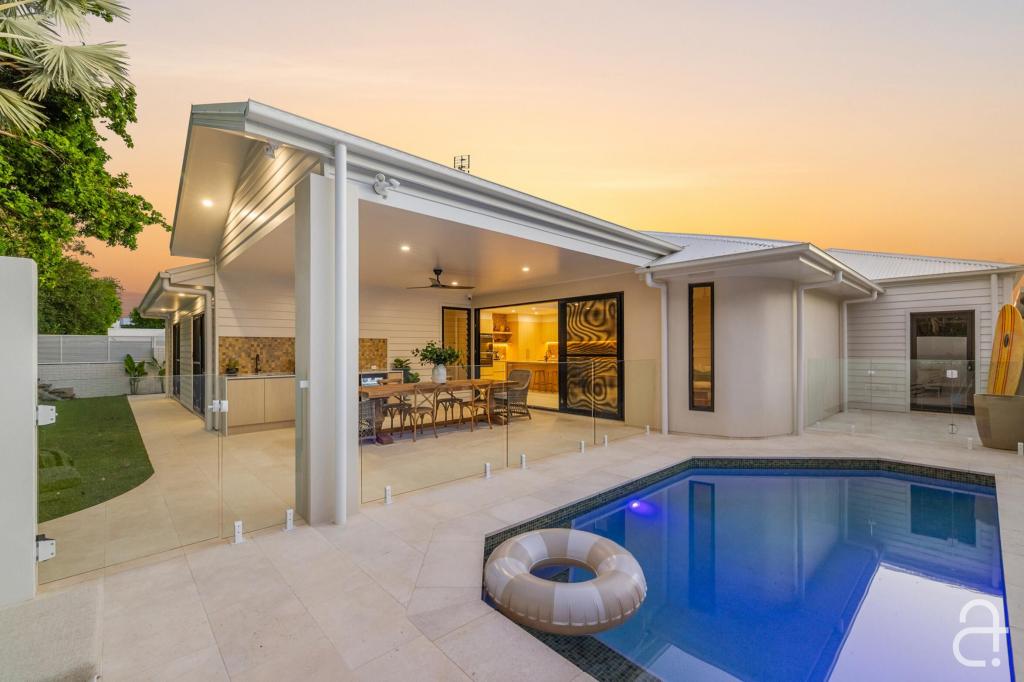 215 Oceanic Dr, Bokarina, QLD 4575
