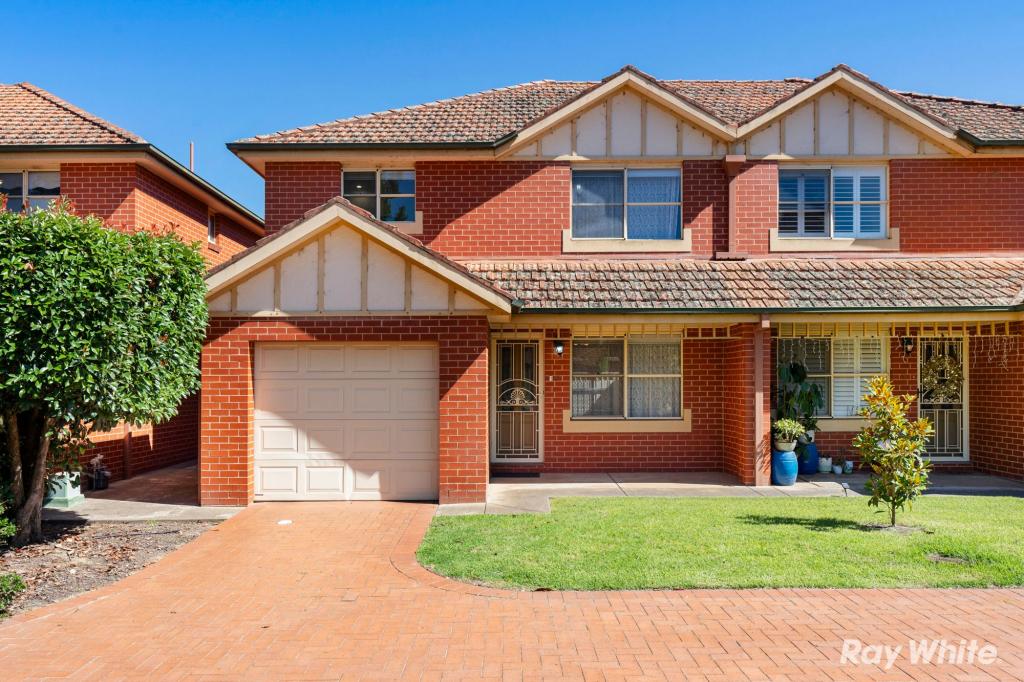 27/11 Crampton St, Wagga Wagga, NSW 2650