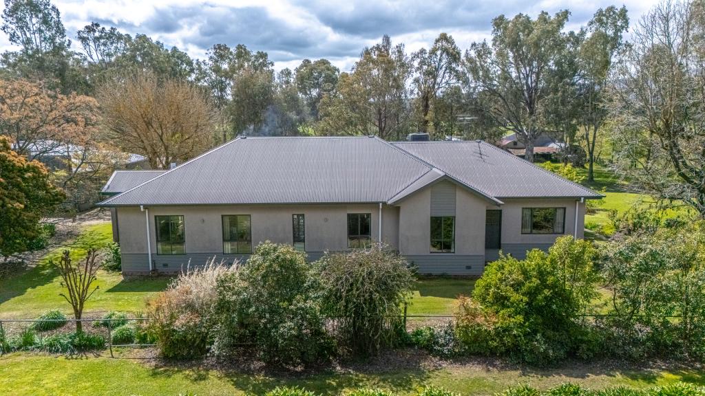 3961 Snow Rd, Gapsted, VIC 3737