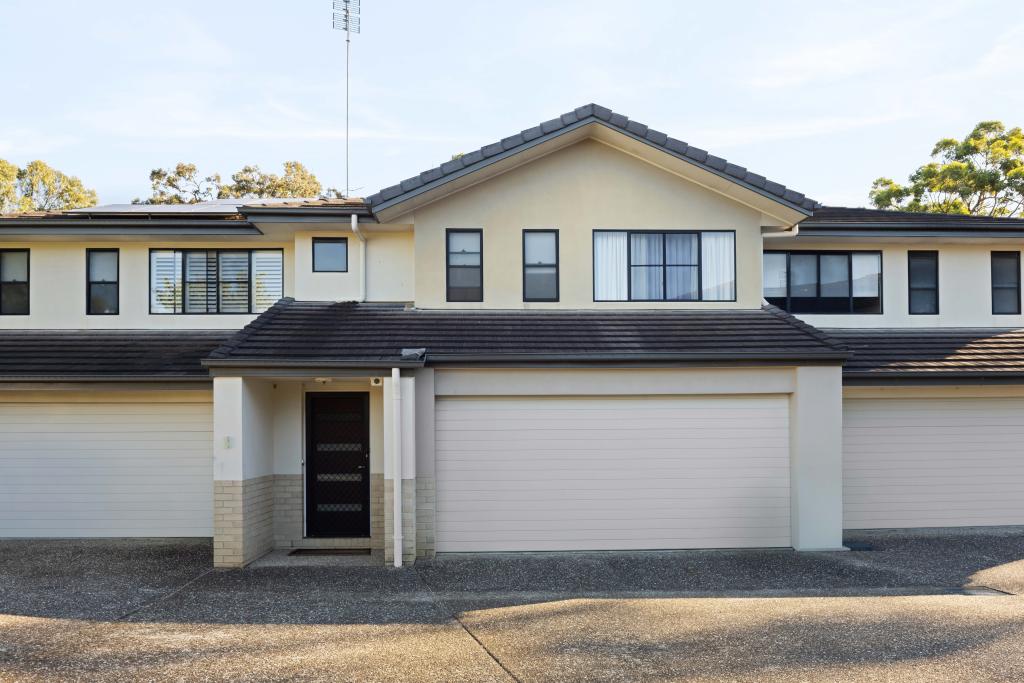 2/1 Barratt St, Coomera, QLD 4209