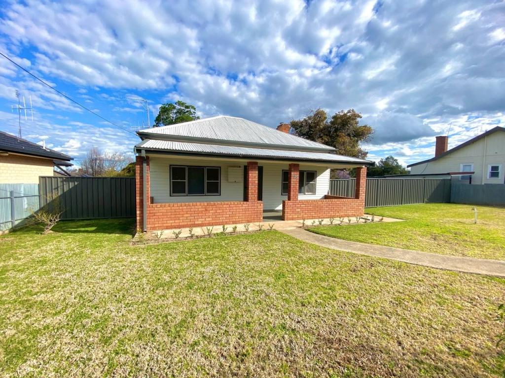 15 Goobang St, Parkes, NSW 2870