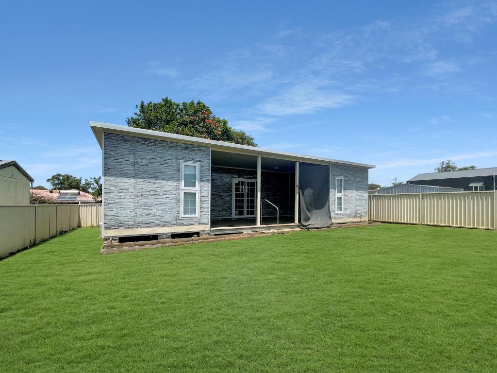 14a Merrendale Ave, Gorokan, NSW 2263