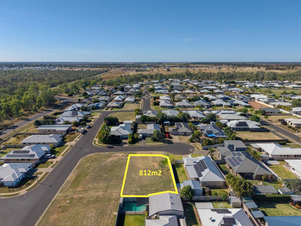 4 Belmont Pl, Emerald, QLD 4720