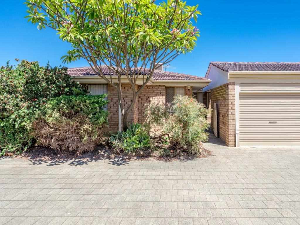 12/6 Lester Dr, Thornlie, WA 6108