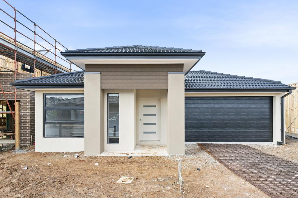 16 POPULAR ST, ROCKBANK, VIC 3335