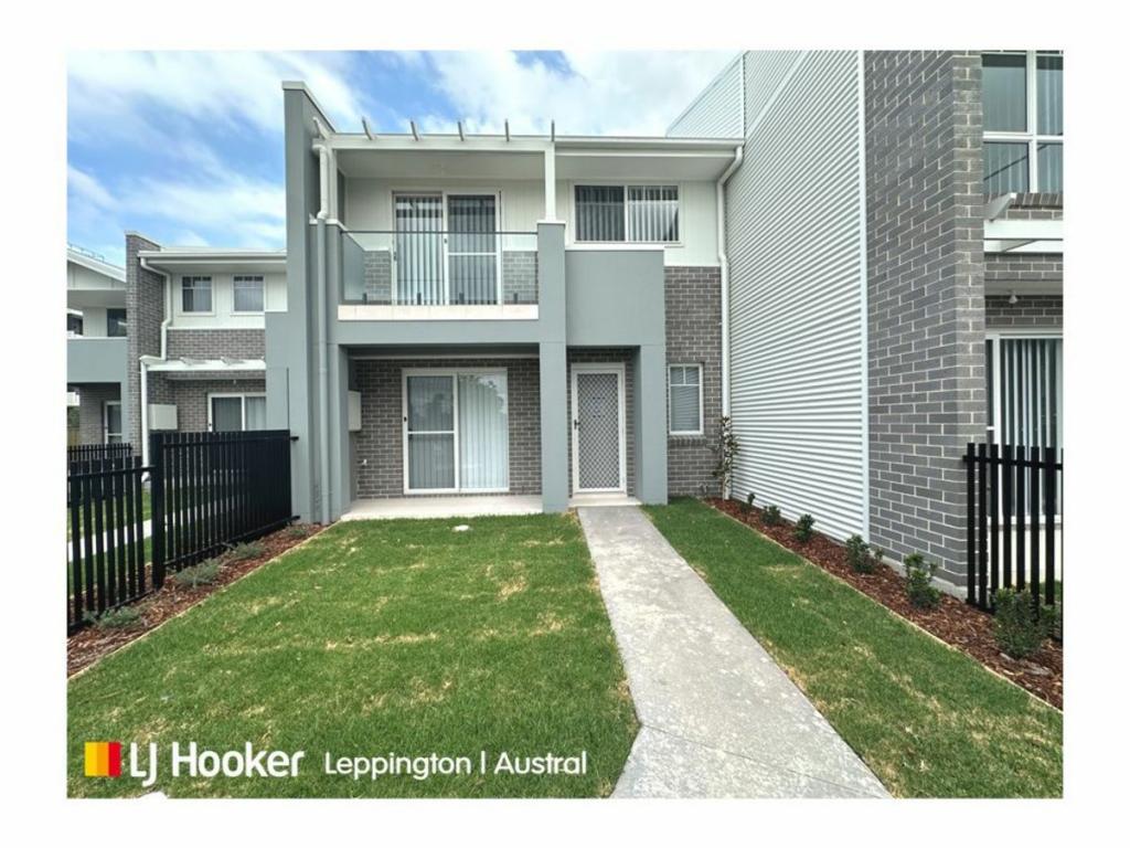 72 Podium Way, Oran Park, NSW 2570