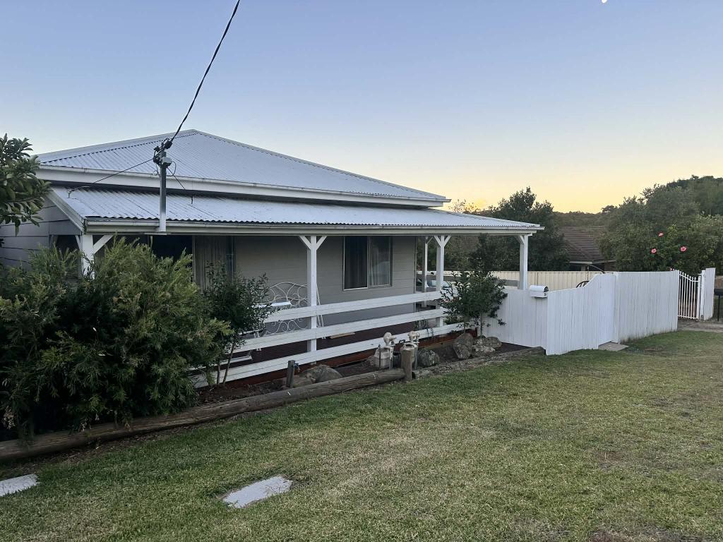 24 Chapman St, Cessnock, NSW 2325